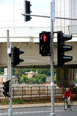 közlekedési lámpa (közlekedési lámpa, )