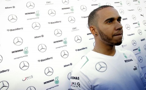 lewis-hamilton(210x140)(1).jpg (lewis hamilton, )
