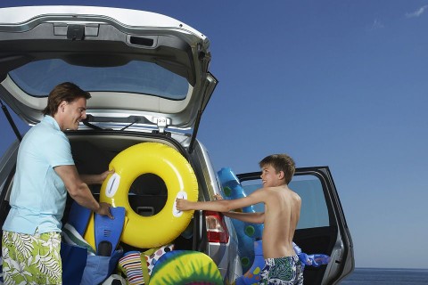 nyaralás (nyaralás)