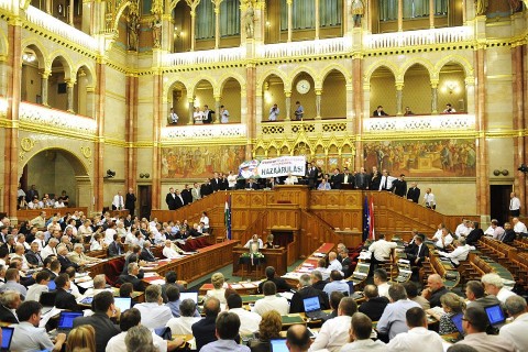 parlament (parlament)
