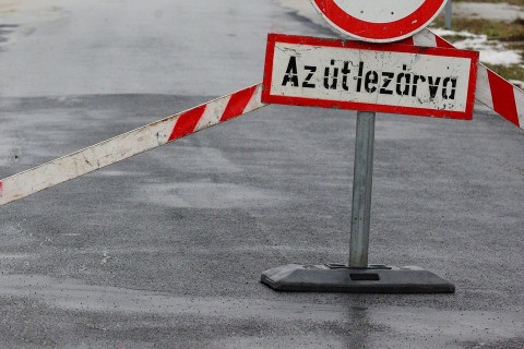 útlezárás (útlezárás, )