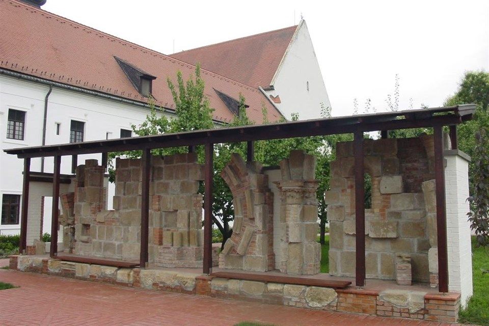 Alsovarosi-ferences-kolostor(960x640).jpg (Alsóvárosi ferences kolostor)