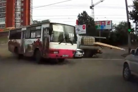 Buszbaleset (Buszbaleset)