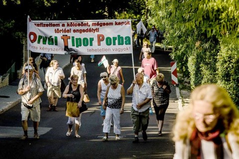 Devizahitel tüntetés (Devizahitel tüntetés)