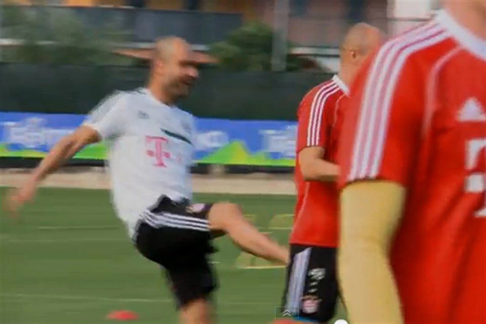 Pep-Guardiola-Arjen-Robben(960x640).jpg (pep guardiola, arjen robben, )