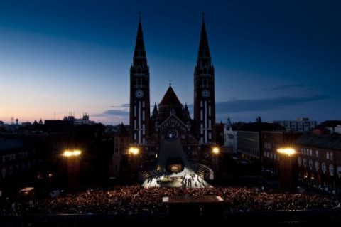 Szegedi-Szabadteri-Jatekok(210x140)(14).jpg (Szegedi Szabadtéri Játékok)