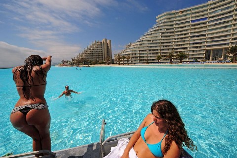 Úszómedence (Úszómedence)