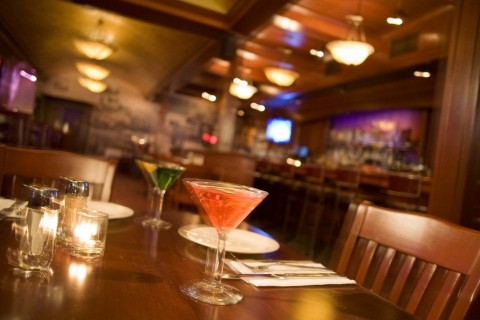 éjszakai bár (bár, )