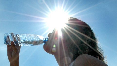 iszik (iszik, hőség, kánikula, )