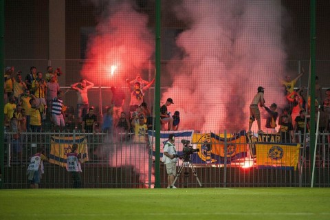 maccabi tel aviv  (maccabi tel aviv, szurkolók, görögtűz)