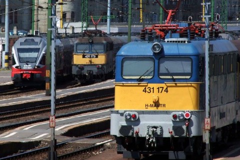 máv vonat (máv, vonat, )