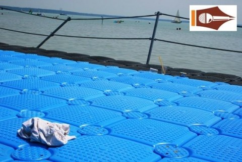 nyakát törte (strand)