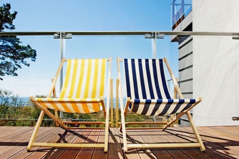 nyugágy (nyugágy, napozó)