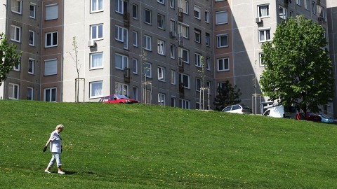 szomszédok (szomszédok)