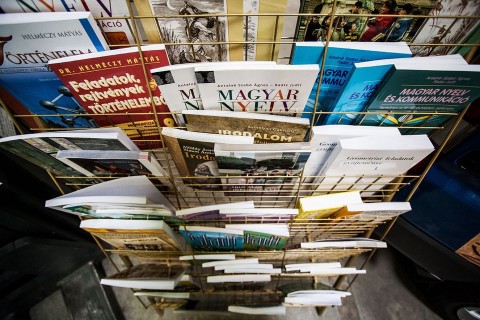 tankonyv(960x640)(1).jpg (tankönyv, )