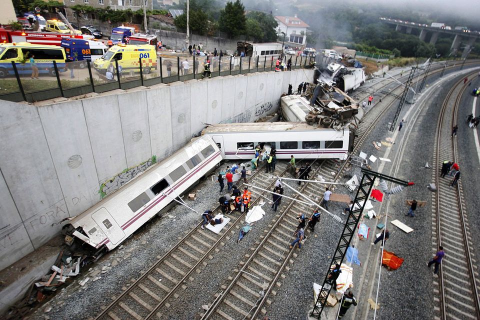 vonatbaleset Spanyolországban (vonatbaleset, )