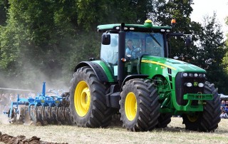 John Deere (John Deere, traktor, )