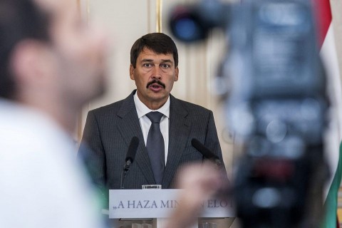 áder jános (áder jános)