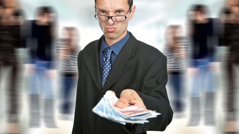 kölcsön (kölcsön, TNOR)