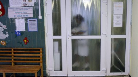 miskolci csecsemőhalál (miskolci kórház, csecsemőhalál, szülészet, )