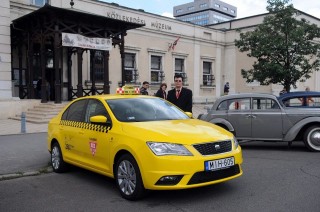 sárga budapesti taxi (sárga, taxi. budapest)