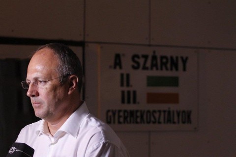 szocska-miklos-a-miskolci-korhazban(960x640).jpg (szócska miklós, koraszülött, miskolc, )