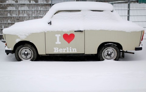 trabant (trabant, )