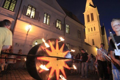 veszprém (veszprém, óváros tér, )