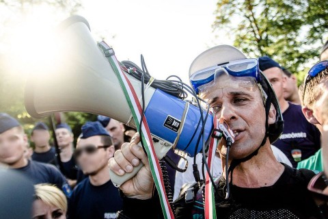 Devizahitel tüntetés (devizahitel tüntetés)