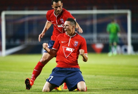 Gyurcsó Ádám (gyurcsó ádám, )