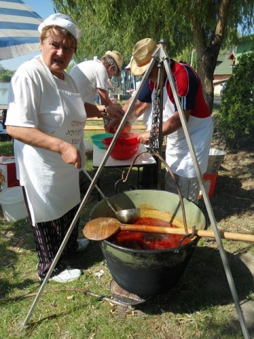 Halászléfőző Verseny Gyirmót (Halászléfőző Verseny Gyirmót)