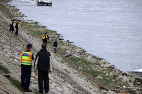 Halott-csecsemo(650x433)(2).jpg (Halott csecsemő)