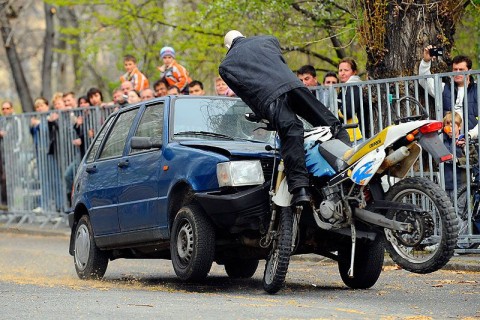 Motorbaleset (motorbaleset, autó, )