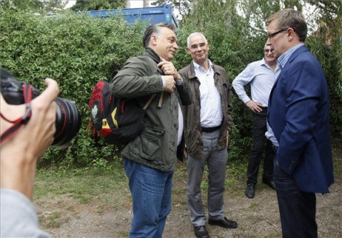 Orbán Viktor Kötcsén 2013 (orbán viktor, kötcse, 2013)