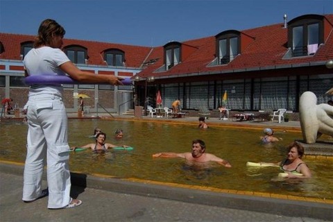 Szentesi-Gyogyfurdo(960x640).jpg (Szentesi Gyógyfürdő)