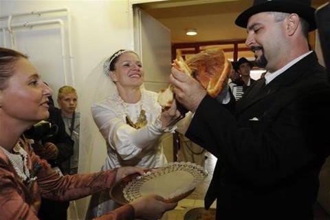 Szerb-eskuvo(960x640).jpg (Szerb esküvő)