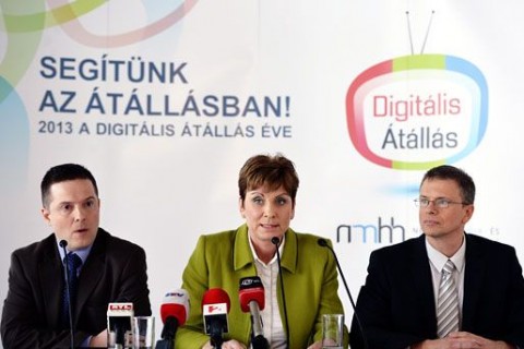 digitalis-atallas(210x140)(1).jpg (digitális átállás, )