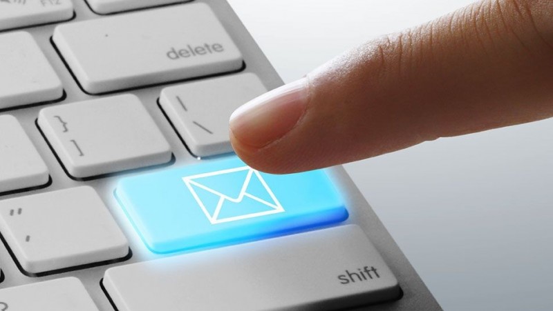 email(210x140)(1).jpg (email)
