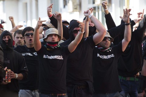 magyar-román szurkolók (magyar-román, szurkolók, )