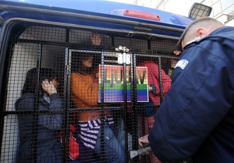 melegfelvonulás (melegfelvonulás)