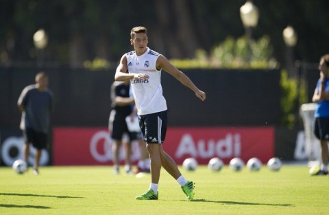 mesut özil (mesut özil, )