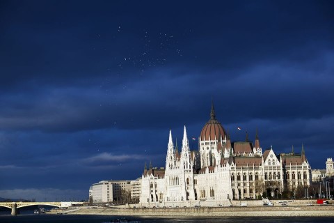 orszaghaz(960x640)(3).jpg (országház)