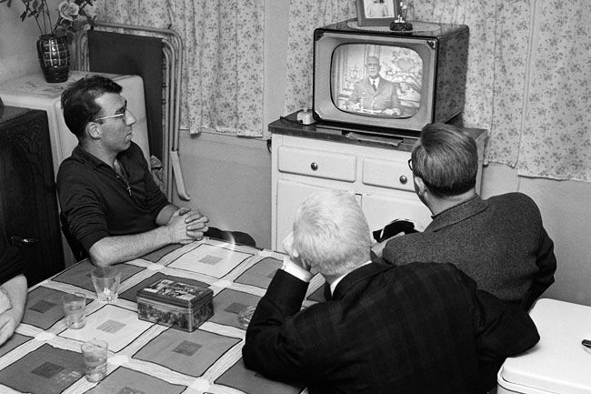 retro tv (retro tv)
