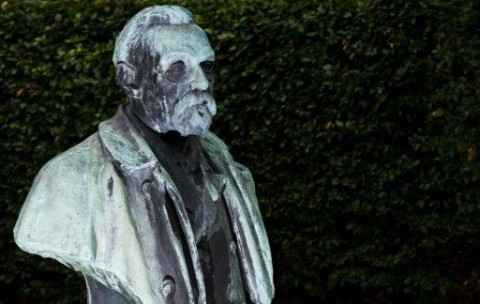 Alfred Nobel szobor (alfred nobel, )