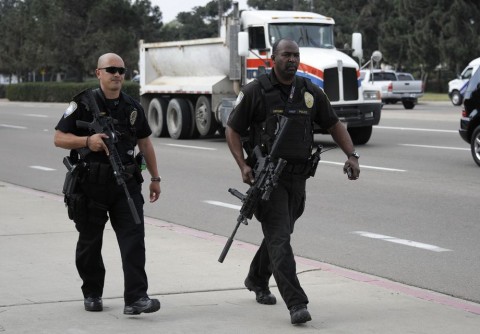 Amerikai-rendorok(960x640)(3).jpg (rendőrök, egyesült államok, )