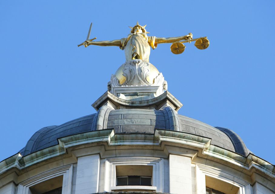 Brit bíróság (bíróság, london, szobor, )