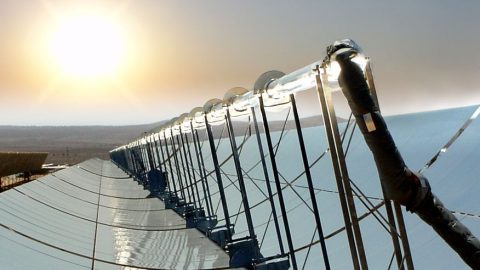 Éjjel működő naperőmű (megújuló energia, naperőmű, )