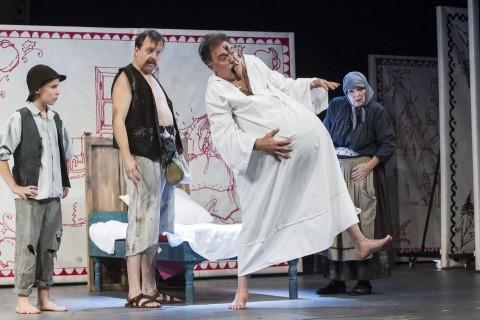 Indul-a-bakterhaz(210x140)(1).jpg (vörösmarty színház, )