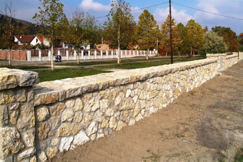 Nagymaros-arvizvedelmi-gat(3)(960x640).jpg (nagymaros, árvízvédelem)