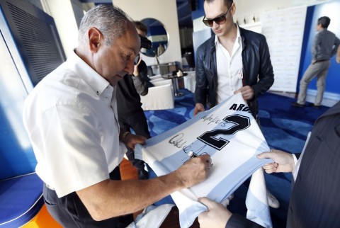 Osvaldo Ardiles (osvaldo ardiles, )